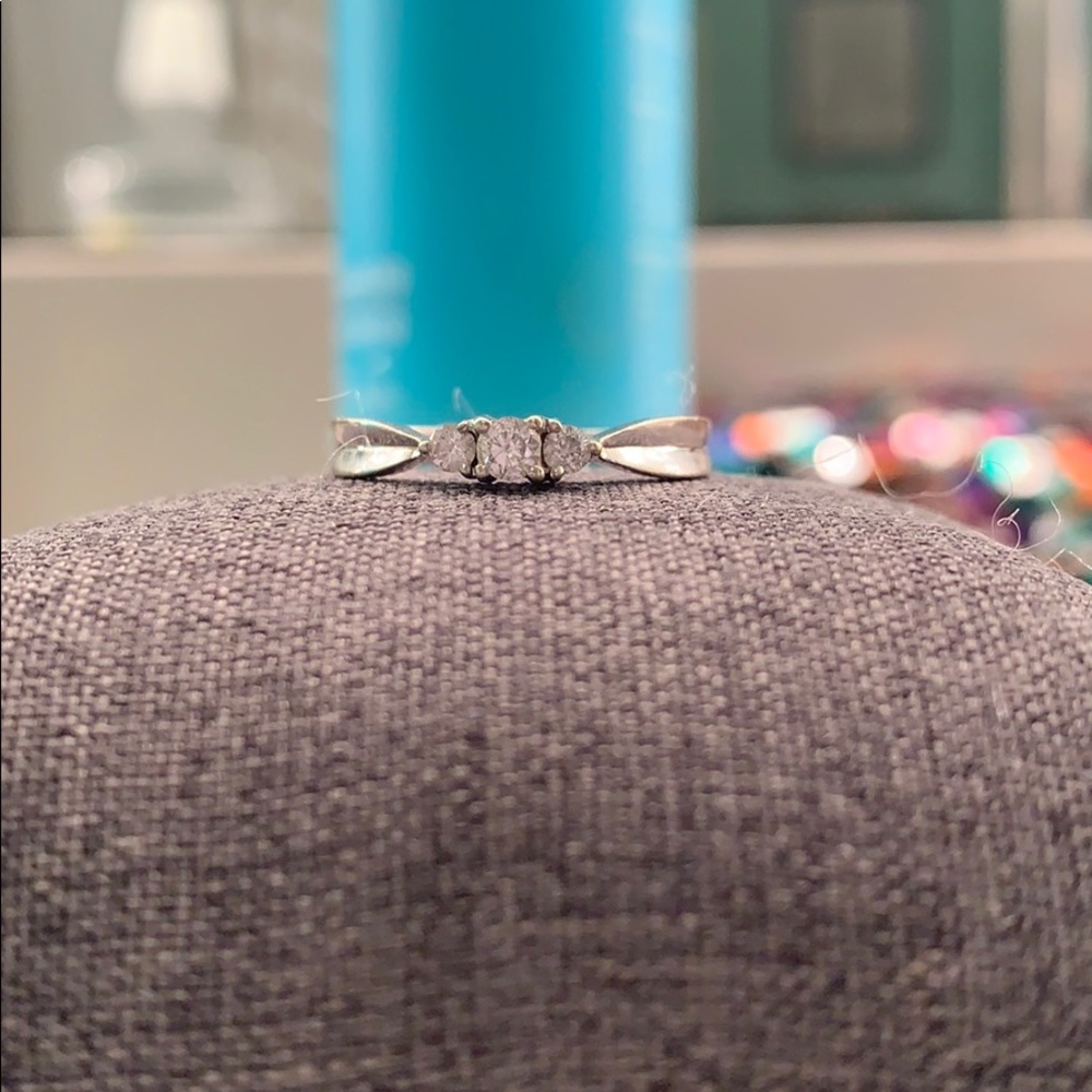 10k white gold promise ring